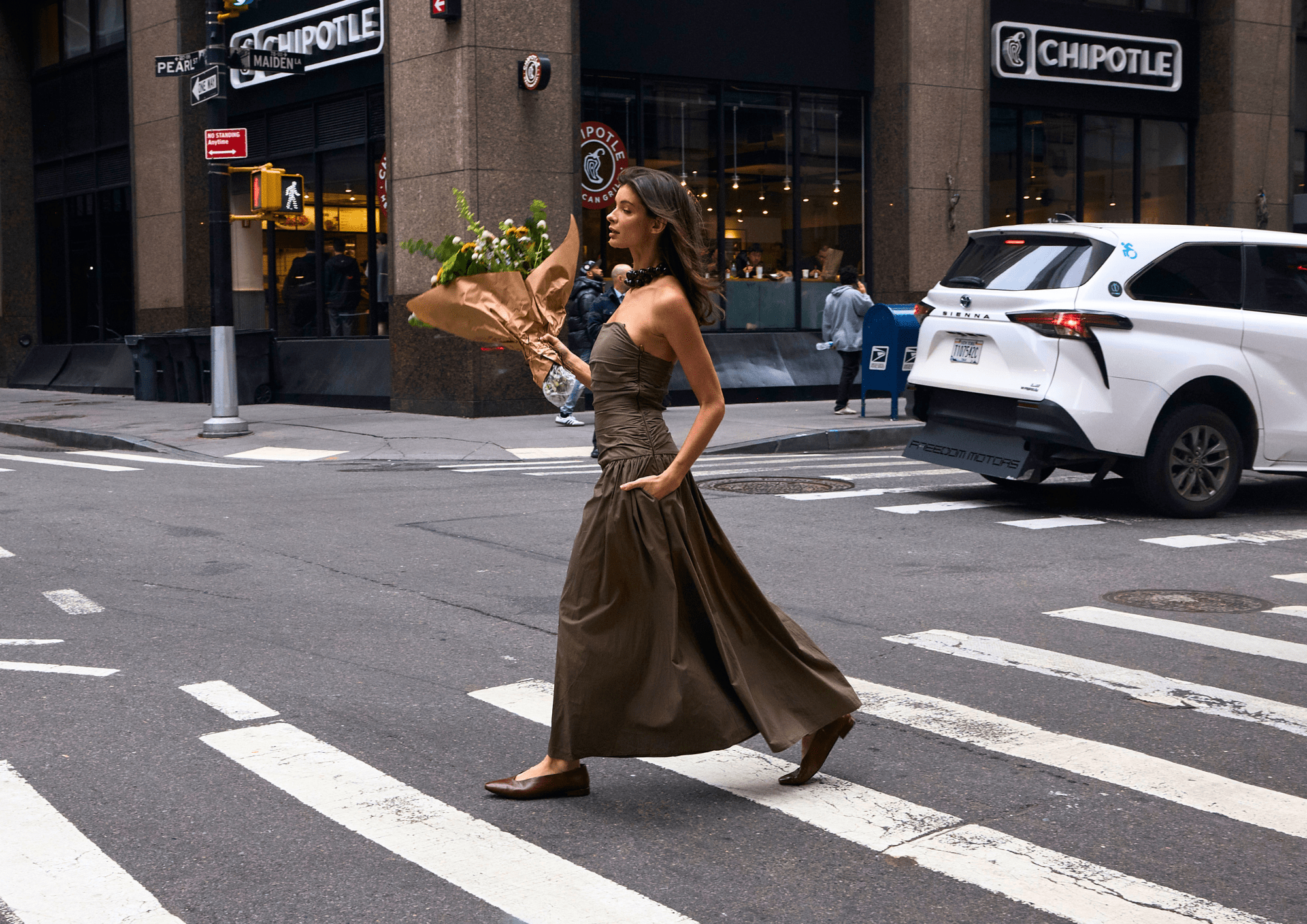 The Wardrobe Detox: What the Clothes You Never Wear Are Trying to Tell You - Zandra Stone