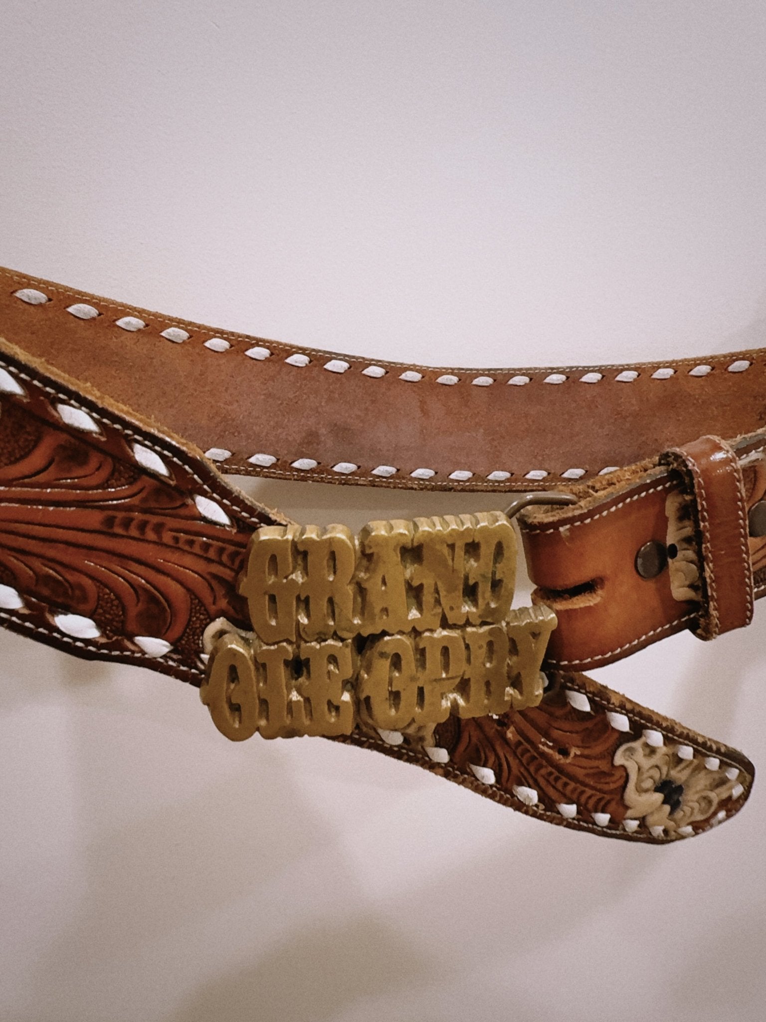 Leather Belt with belt buckle - Zandra Stone