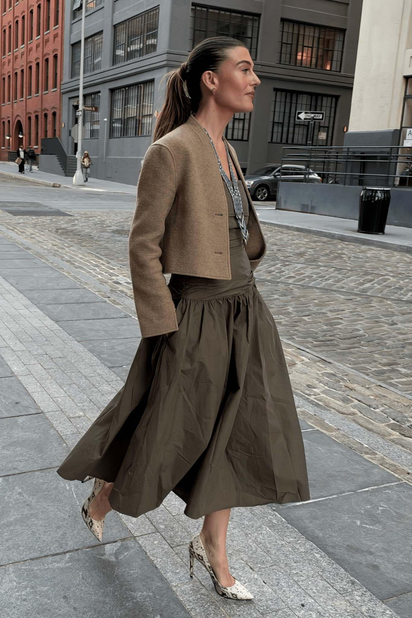 Stine Cropped Jacket - Brown - Zandra Stone